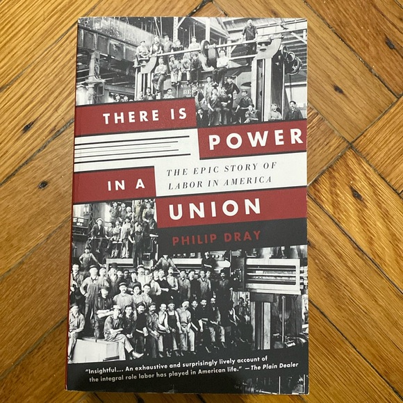 📕Book: There is Power in a Union📕 Like New - Picture 1 of 2